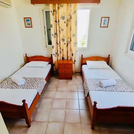 Apartment Yiallos Village L101 Larnaka