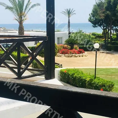 Yiallos Village L101 * Larnaka